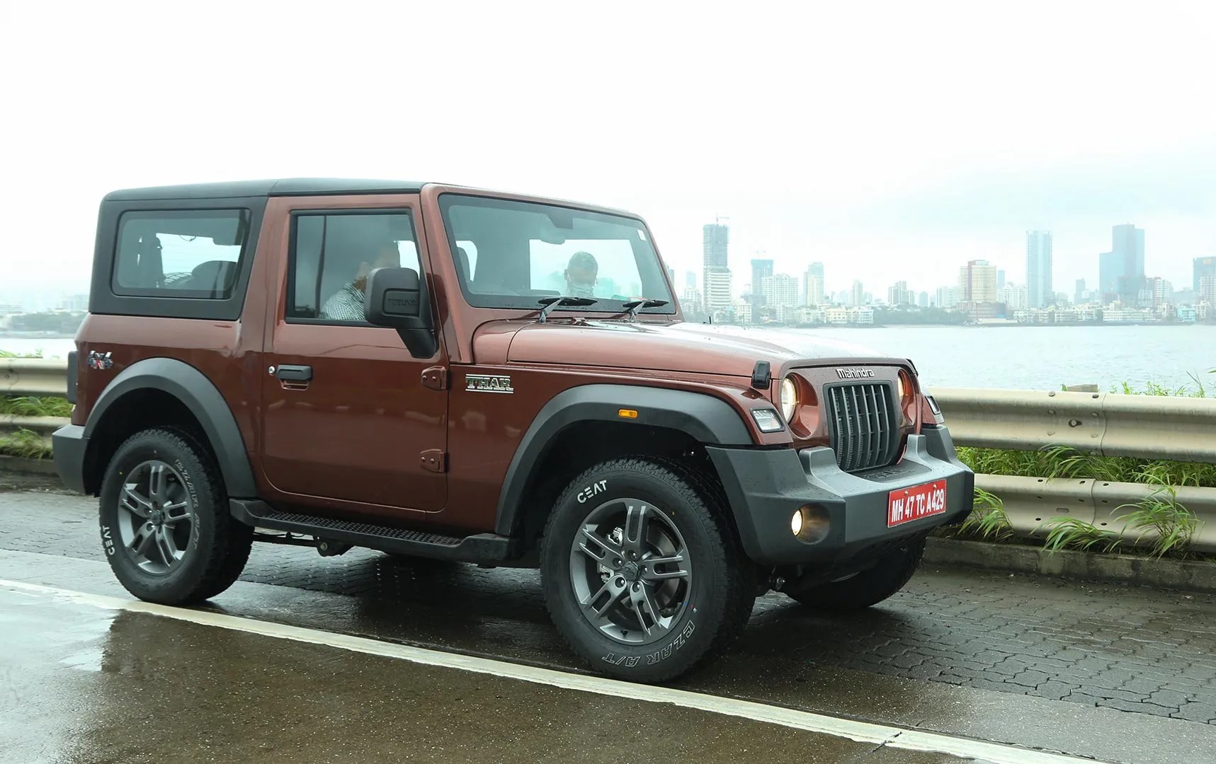 Mahindra Thar LX 4 Seater Hard Top Specs, On Road Price, Images, Review ...